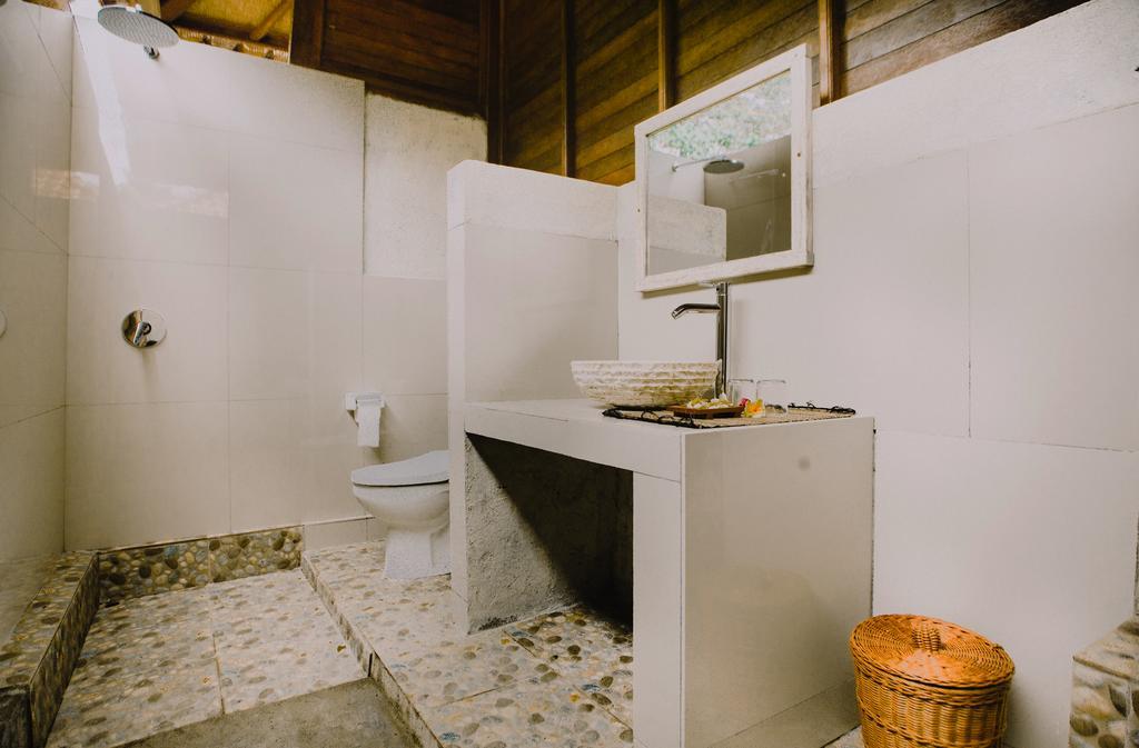 Starfish Lembongan Hotel Exterior photo