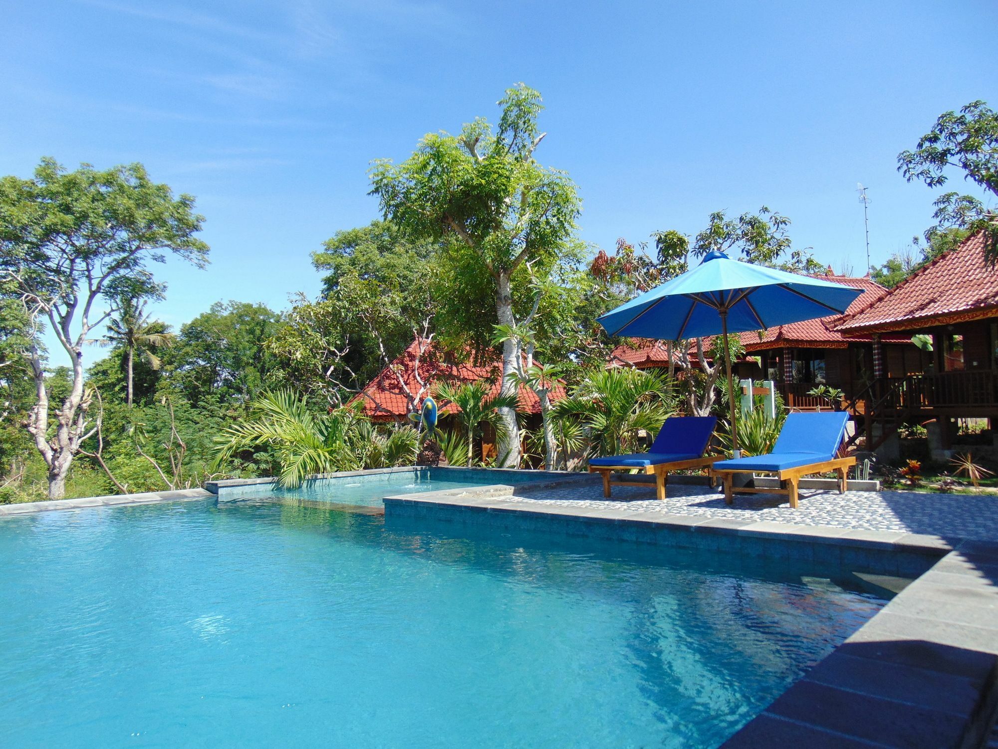 Starfish Lembongan Hotel Exterior photo