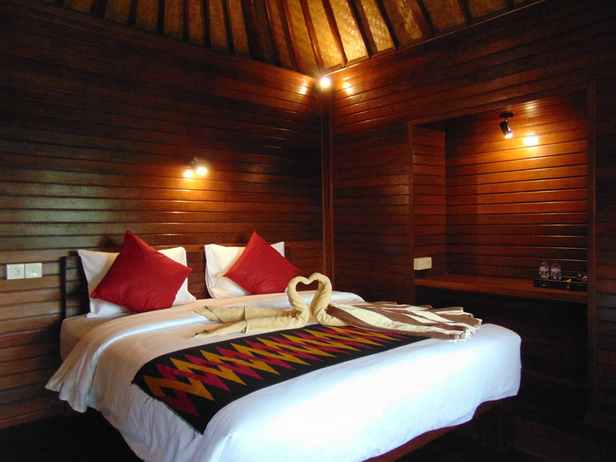 Starfish Lembongan Hotel Exterior photo